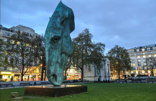 Luxury London 3 Bedroom Duplex with Pool Table - 4HS - Foto 54