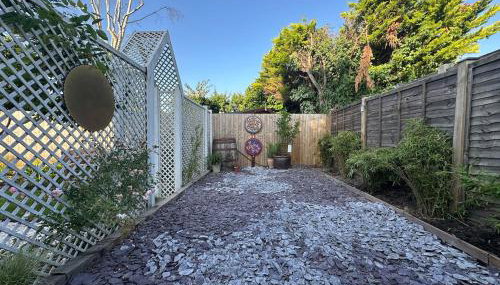 Luxury 3 bed cottage with Sauna, Chobham, sleeps 6 - Foto 5