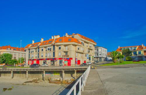 Lujo y vistas panorámicas en primera línea de mar - Foto 19