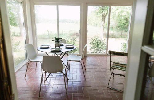 ~ The Cozy Farmhouse ~ | Sleeps 10+ | Farm Views - Foto 19