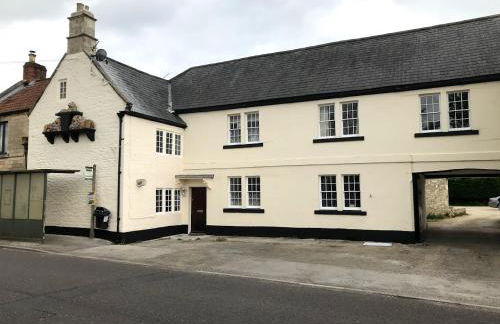 STABLES Stylish comfortable peaceful cottage with parking and outdoor space - Photo 54