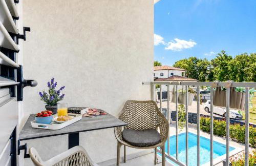 Villa Aria with heated Pool and Whirlpool - Happy Rentals - Foto 26
