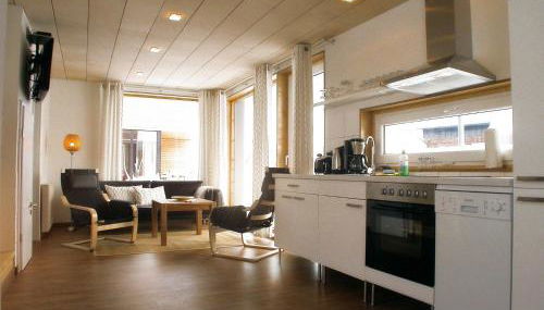 Schwedenrotes Ferienhaus "ISI" - Ostsee Strand 500 Meter - Nähe Wismar - alles inklusive - Photo 3, Garden, Garden view, Shower