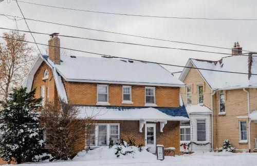 Brick River Escape 1909 Historic Home - Foto 18