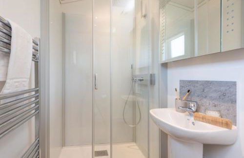 Forget Me Not Lodge - Hot Tub and Free Parking - Foto 12