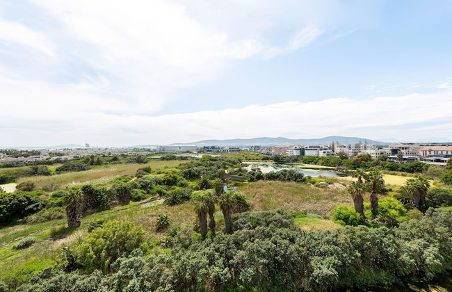 Waters Edge 511 - Foto 17