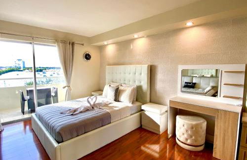 Modern waterfront apartment with Miami Skyline view, free parking 5 mins drive to Miami Beach - Foto 13