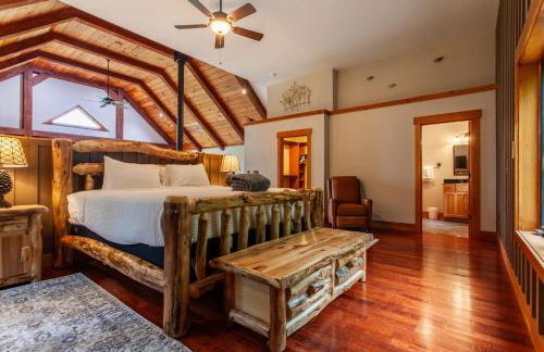 Chasing Sunsets: A Cozy 2-Bedroom Cabin in Smoky Mts with Stunning Mountain Views. - Foto 27