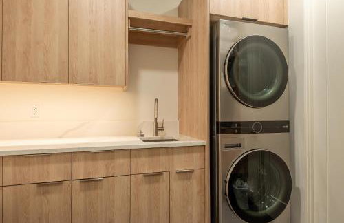 The Residences at One Twenty Unit 302 - Foto 40