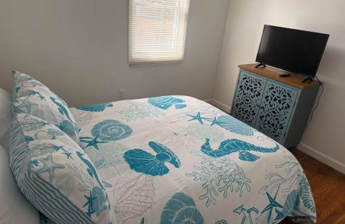 Hyannis Hideaway in Cape Cod - Photo 5