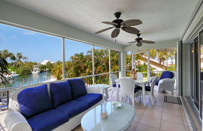 Waterfront Luxury Home With Pool And Boat Dock 3 Bedroom Home by RedAwning - Foto 39