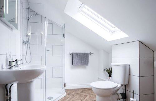 Yellow Cottage - 2 Bedroom Cottage - Dale - Foto 17