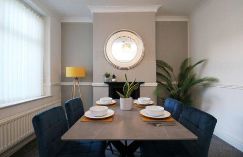 Lancaster 2 Bedroom Characterful House - with Wifi - Foto 1