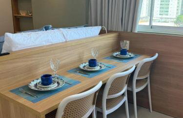 Arretado de bom ! A 250 m da praia de Boa Viagem, 3 km do aeroporto, próximo aos shoppings, com WI-FI 560 Mbps, coworking, piscina e academia - Foto 29