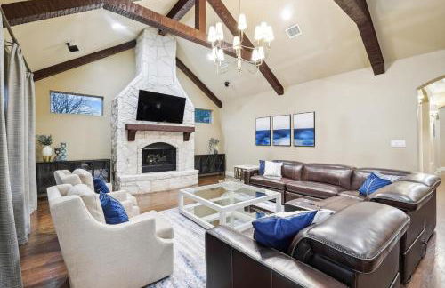 Lakefront Mansion with Pool and Cinema - Foto 7