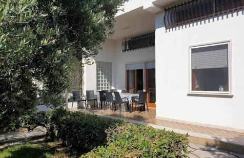 Villa degli Ulivi a pochi passi dal mare - Foto 11