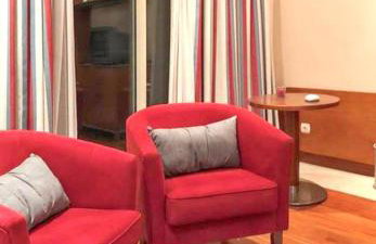 Charming Apartment in Estômbar with Private Pool. - Foto 15