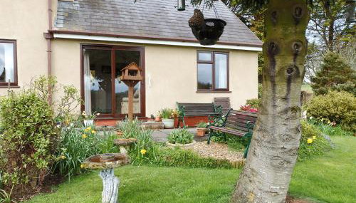 Rose Cottage - Photo 2