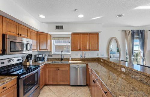 Direct Gulf Front Condo, Private Balcony, Heated Pool, Walkable Indian Rocks Beach - Foto 68