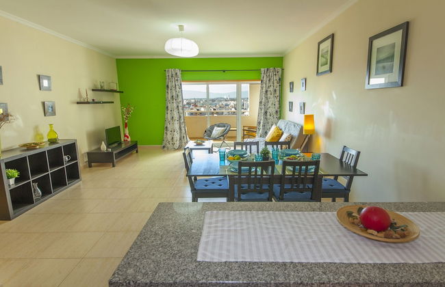 B44 - Alto do Quintão Central Apartment - Photo 11