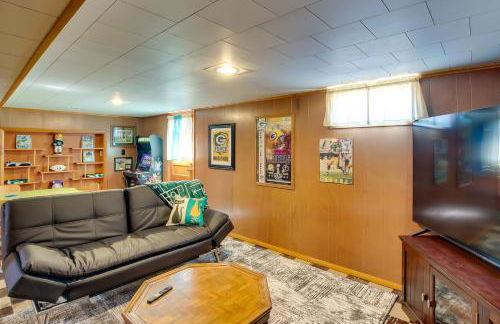 Retro Green Bay Home Steps to Lambeau Field! - Foto 16