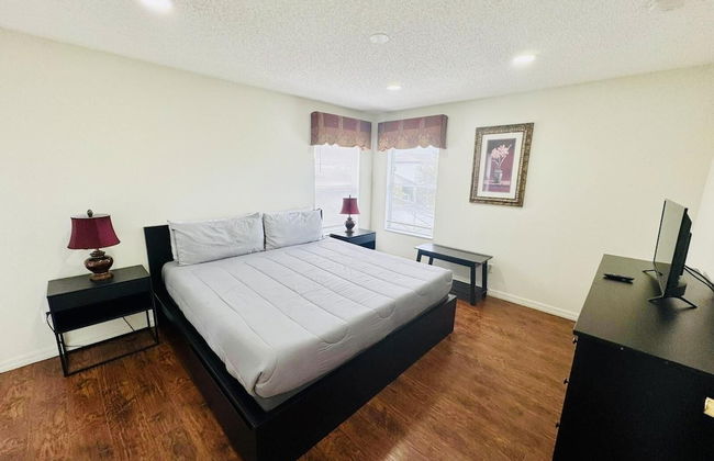 7/6.5 Beautiful Vacation Home With Private Pool, and Much More!! - Foto 47