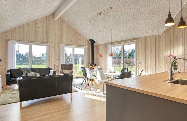 8 Person Holiday Home in Dannemare - Foto 15