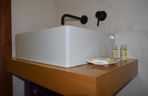 Casas da Ribeira - Photo 42