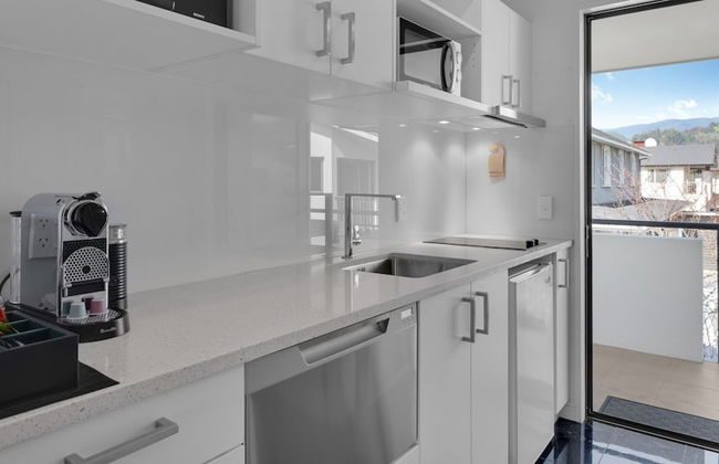 DeLorenzo's Studio Apartments - Foto 33