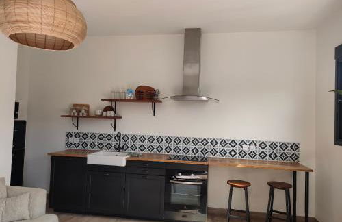 Maison cosy et élégante -Tram A et E 300 m, - Bordeaux 15 min - Foto 13