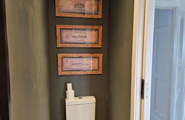 Large spacious home, great location, near transport links - Foto 26