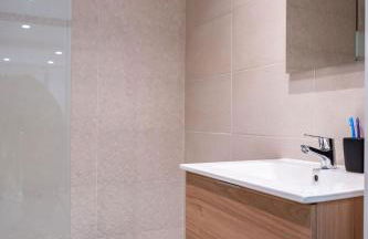 Emily Suites - Photo 26