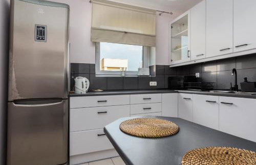 Sucharskiego Comfort Apartment by BookingHost - Foto 11