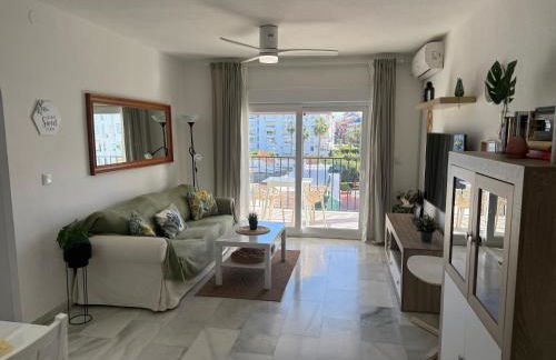 Laguna Beach Haven, WIFI, swimming pools, beach a few steps away, shops - Photo 7