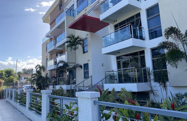 Elegant 1BR Apt with Pool - Foto 15