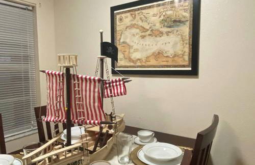 Professor Rousseau's Pirates Lair - Foto 18