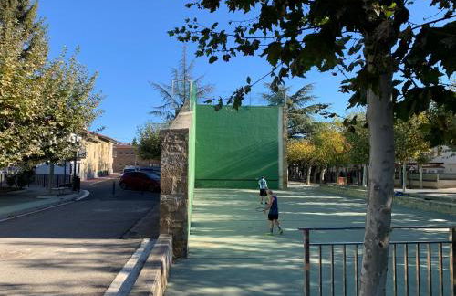 URIBE-ENEA Casa sola con amplio patio en Elciego con visita a bodega, siempre sujeta a disponibilidad - Foto 23