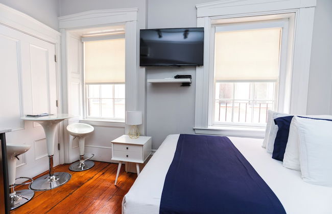 Maverick Suites at 40 Temple St - Foto 36