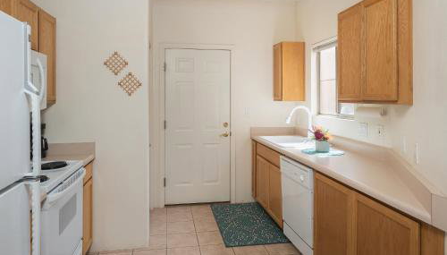 Refreshing Sedona Sanctuary with Pool and Hot Tub for Family - Foto 3