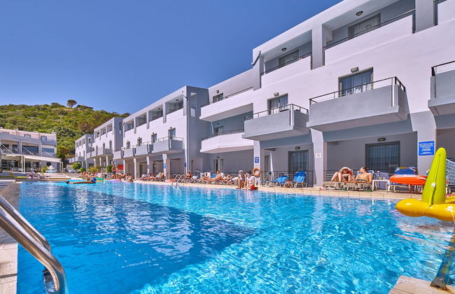 Sunrise Village Hotel - Photo 35