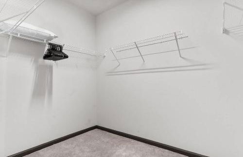 3BR King Bed Balcony North Raleigh - Foto 24