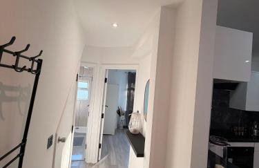 Cozy Escape Garden Flat - Photo 12