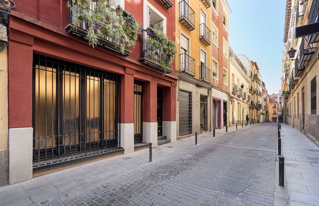 Oso Madrid Studios - Photo 22