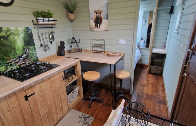 Stunning 1-bed Shepherd hut - Foto 13