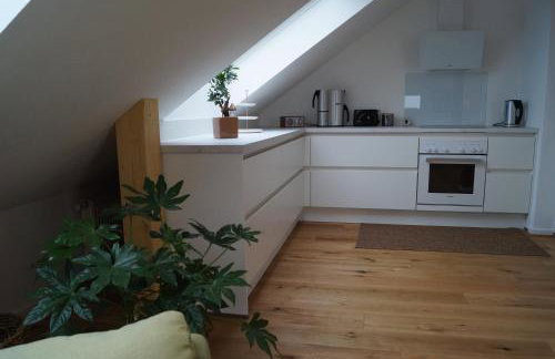 Ferienwohnung unterm Dach mit Alpenblick - Foto 5