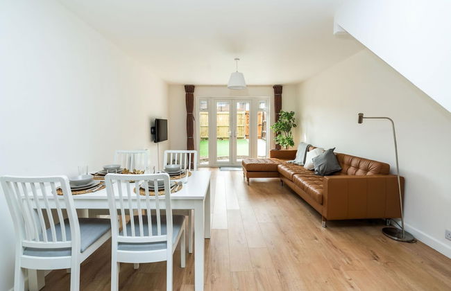 Sleek and Stylish 2BD Home With a Garden Anerley - Foto 15