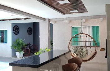 Casa Familiar em ótima Localização - Foto 5