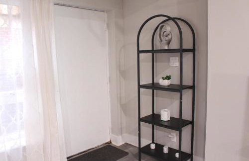 2 bdrm Modern & Hip Apt with Private Patio - Foto 6