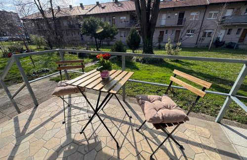 Prince Apartment Zagreb with Terrace - Photo 5