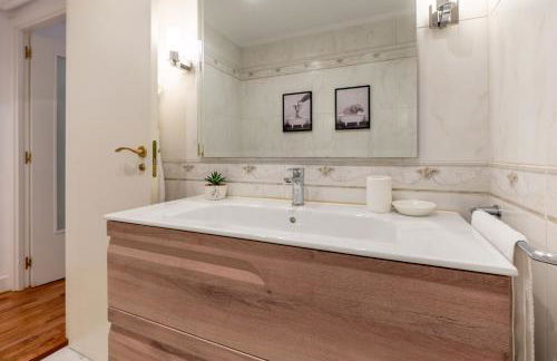 CARILÓ Zurriola Beach by Beauty Rentals - Foto 12